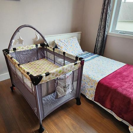Maison Chaleureuse, Energetique Et Florale Sherbrooke Ngoại thất bức ảnh
