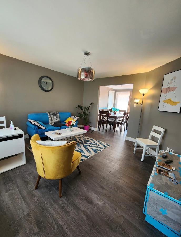 Maison Chaleureuse, Energetique Et Florale Sherbrooke Ngoại thất bức ảnh