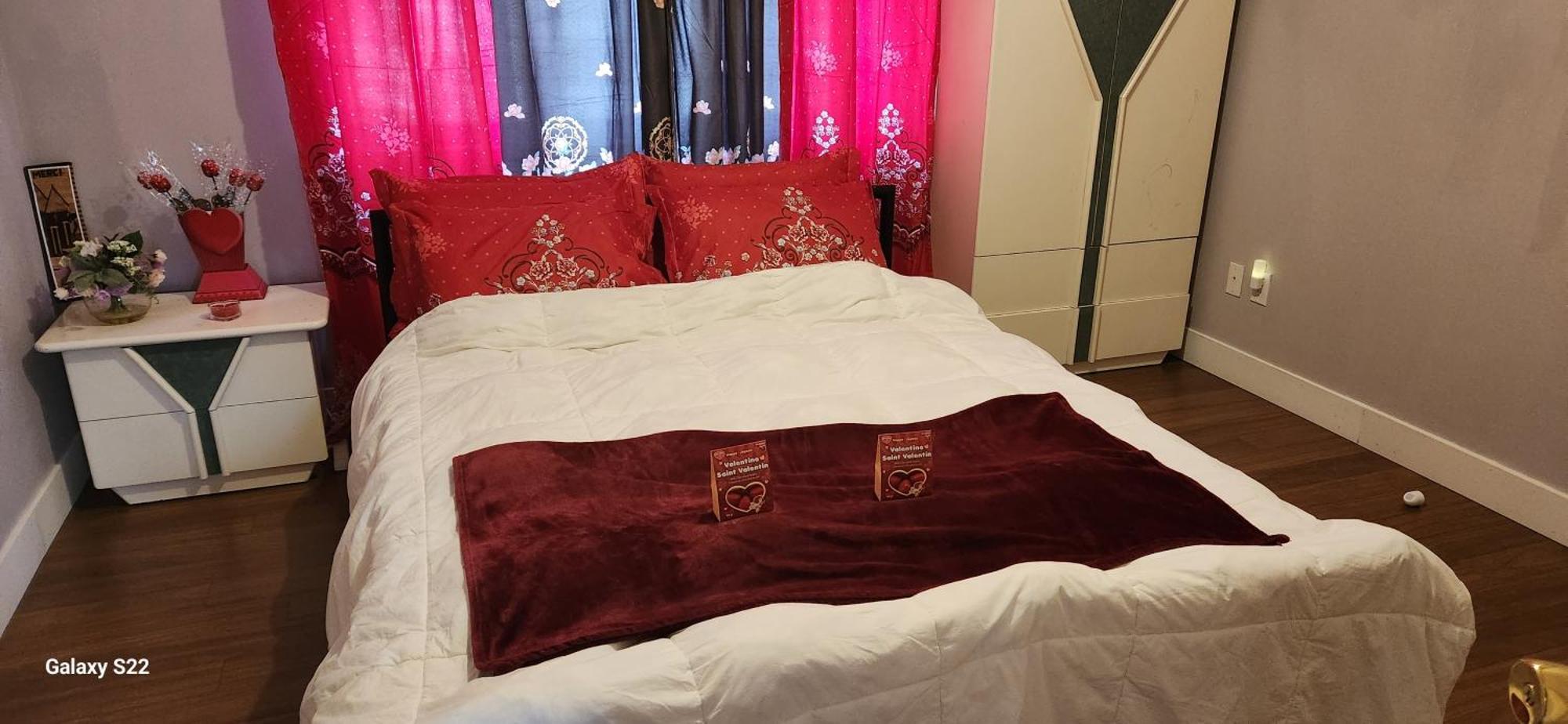 Maison Chaleureuse, Energetique Et Florale Sherbrooke Ngoại thất bức ảnh